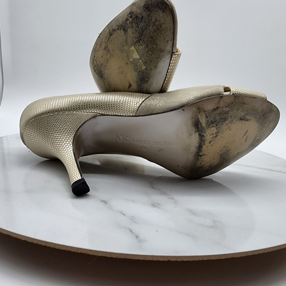Aus 7 Anne Klein Gold Metallic Leather Open Toe Heels - Picture 4 of 16